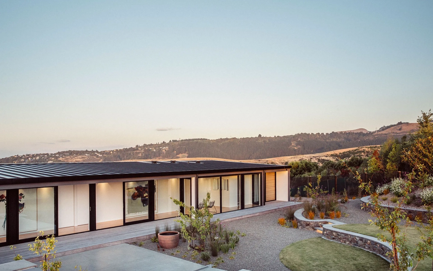 <img alt="" src="/images/0/0/1/-/a/001-architecture-photogapher-new-zealand--lumo-aff05920.webp?description" width="960" height="640" style="--aspect-ratio: 1920/1280;" /> fetchpriority=