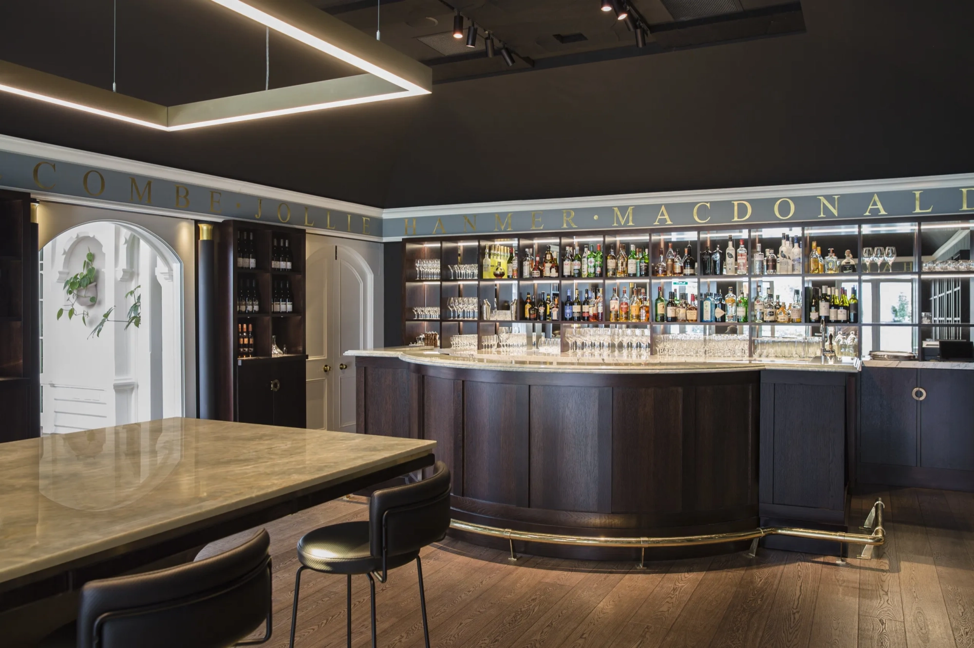 <img alt="" src="/images/0/0/5/-/3/005-3317-lumo-0028595d.webp?description" width="1280" height="853" style="--aspect-ratio: 2560/1706;" />