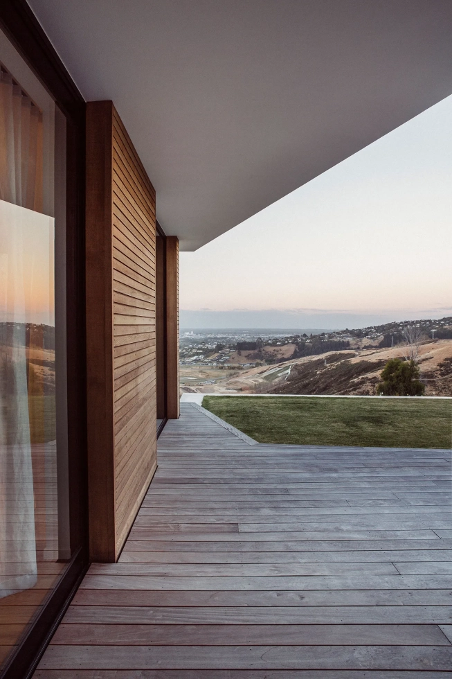 <img alt="" src="/images/0/0/7/-/a/007-architecture-photography--lumo-7664b965.webp?description" width="720" height="1080" style="--aspect-ratio: 1440/2160;" />