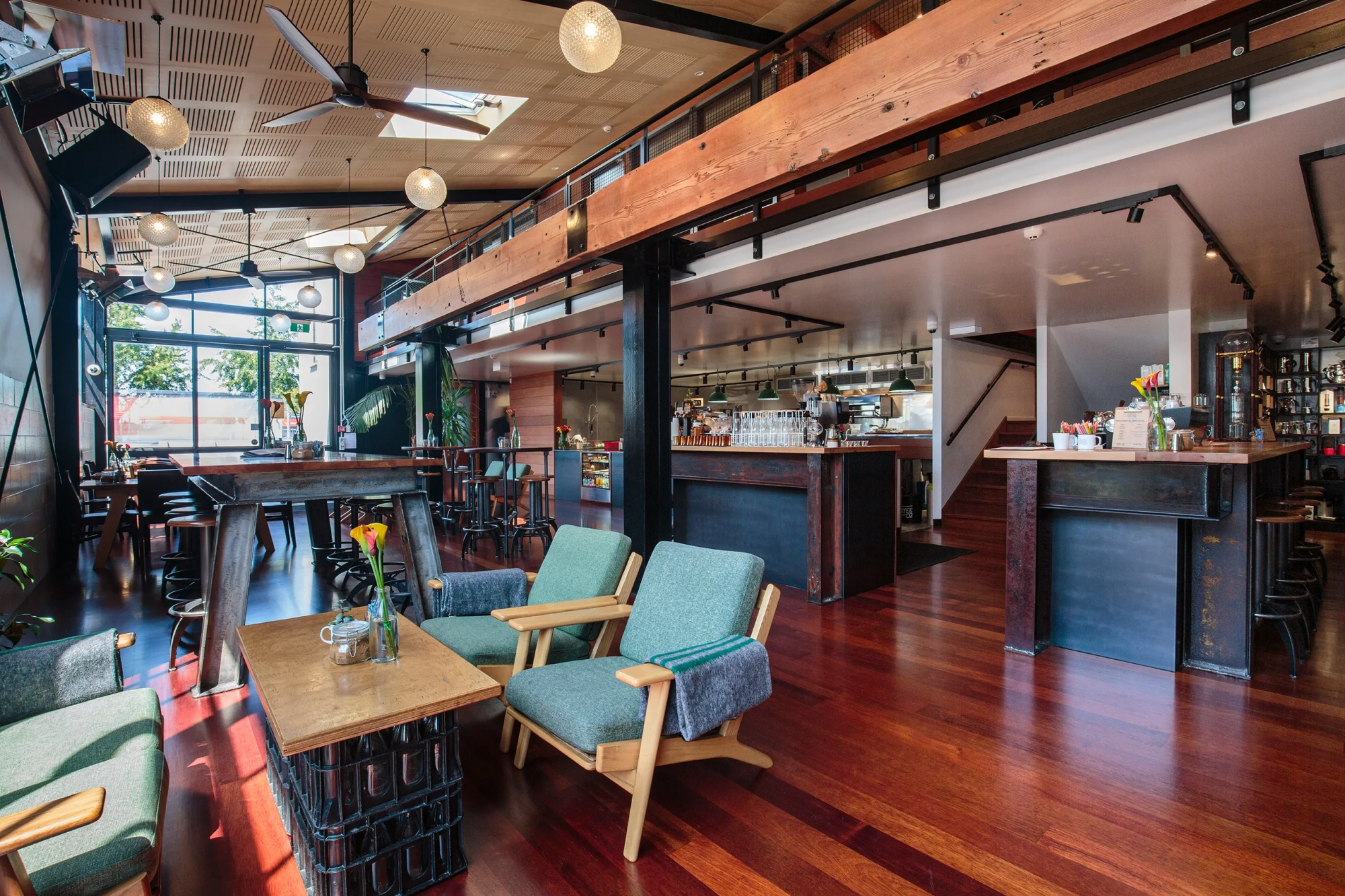 <img alt="" src="/images/c/4/-/c/o/c4-coffee-interior-design-lumo-photography-03-f172c5e2.webp?description" width="1280" height="853" style="--aspect-ratio: 2560/1707;" />