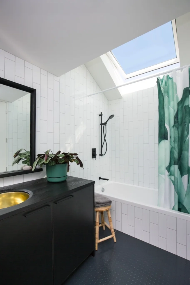 <img alt="" src="/images/h/o/m/e/s/homestyle-interiors-reno-lumo-photography-011-59619629.webp?description" width="456" height="685" style="--aspect-ratio: 913/1370;" />