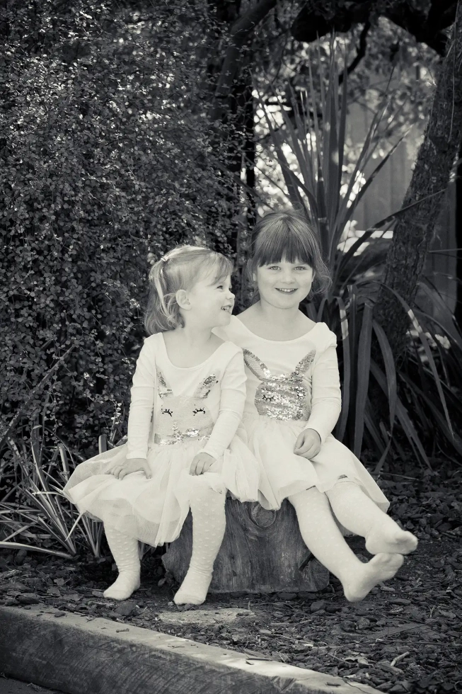 <img alt="" src="/images/l/u/m/o/-/lumo-photography-chch-kids-potraits-430fcdd8.webp?description" width="685" height="1028" style="--aspect-ratio: 1371/2056;" />