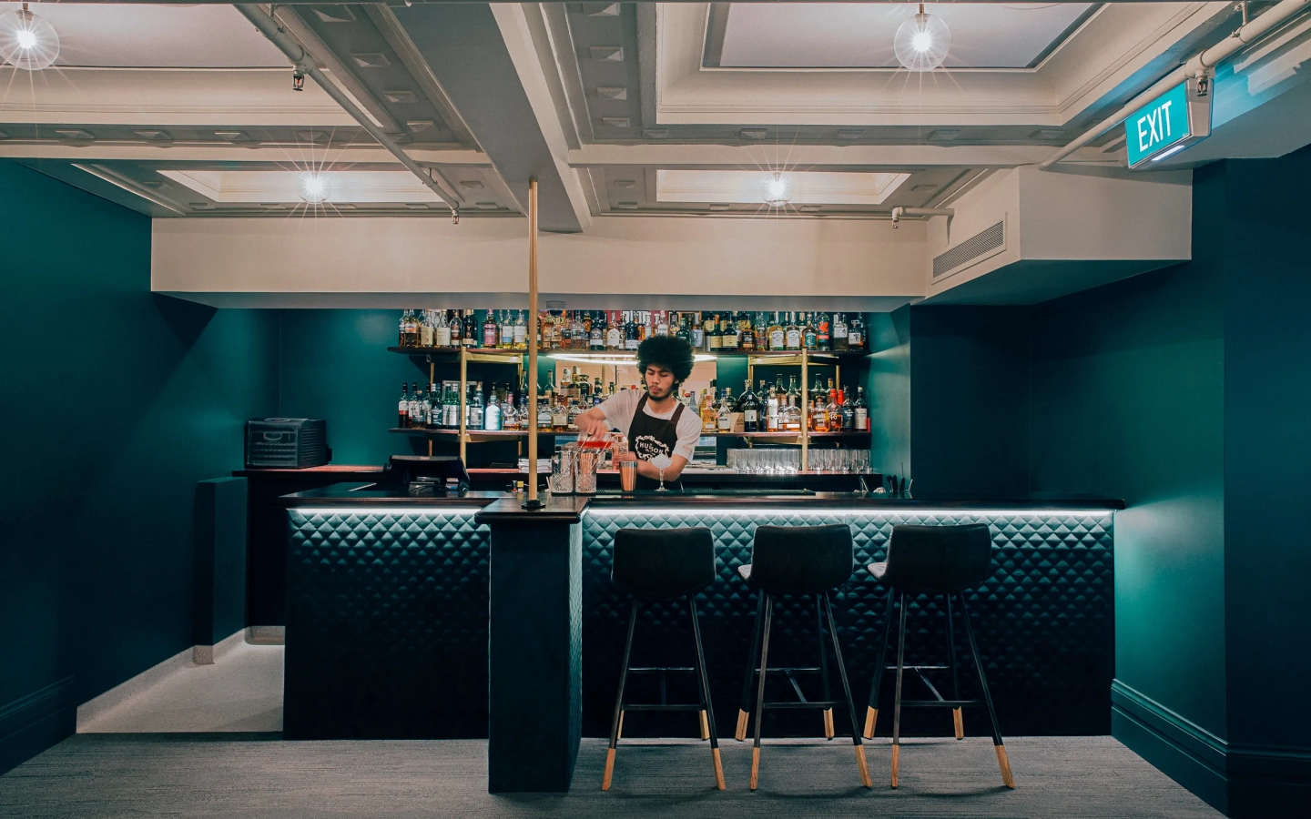 <img alt="" src="/images/n/o/t/t/-/nott-the-hudson-interior-architecture-bar-lumo-photography-c074318d.webp?description" width="1280" height="853" style="--aspect-ratio: 2560/1707;" /> fetchpriority=