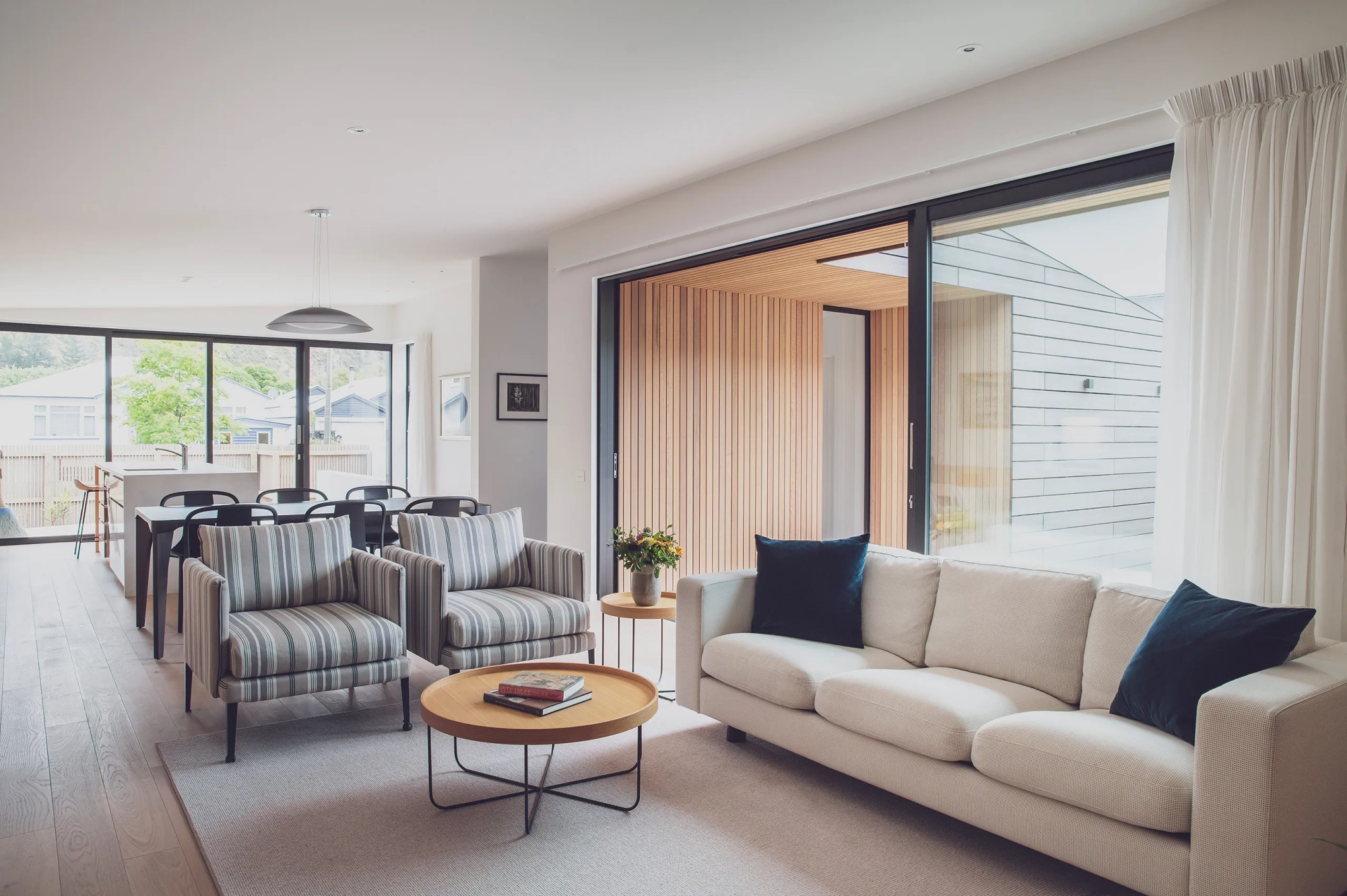 <img alt="" src="/images/s/u/m/n/e/sumner-chch-architecture-residential3-51450cc7.webp?description" width="1280" height="853" style="--aspect-ratio: 2560/1707;" />