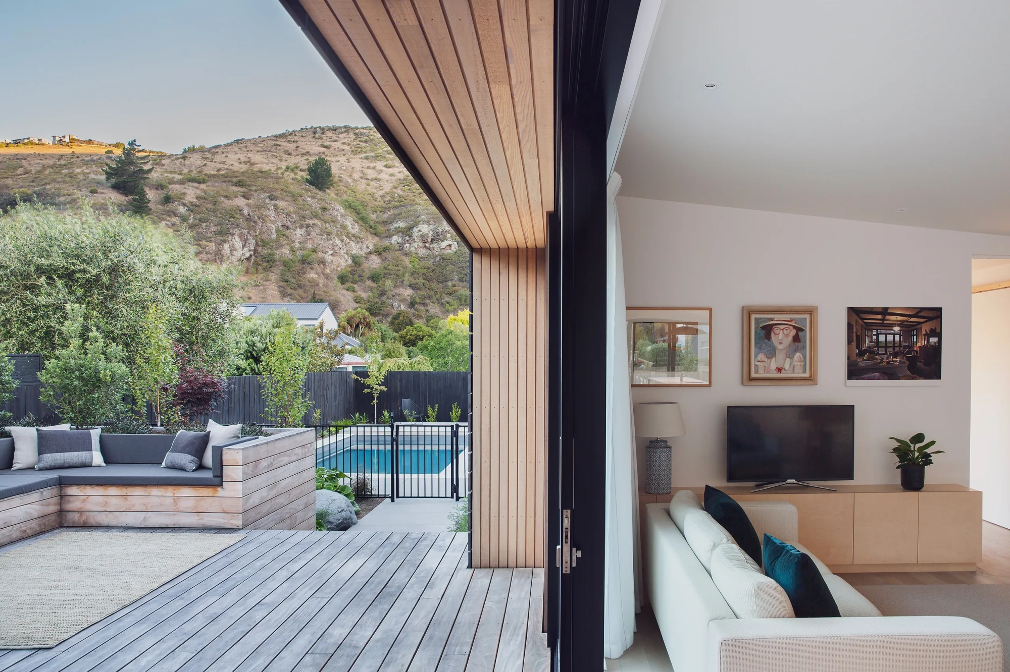 <img alt="" src="/images/s/u/m/n/e/sumner-chch-architecture-residential4-8d90480c.webp?description" width="1280" height="853" style="--aspect-ratio: 2560/1707;" />